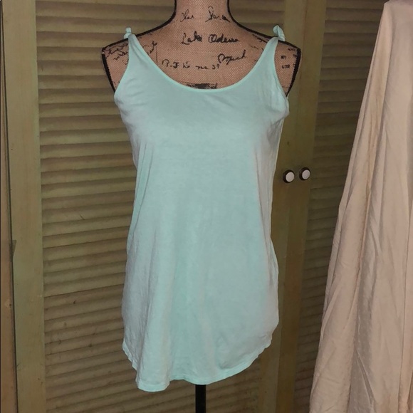 PINK Victoria's Secret Tops - Pink Victoria’s Secret tank with v drop back